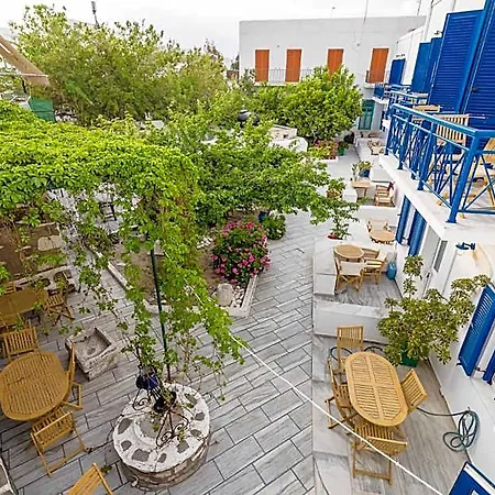 Captain Manolis Hotel