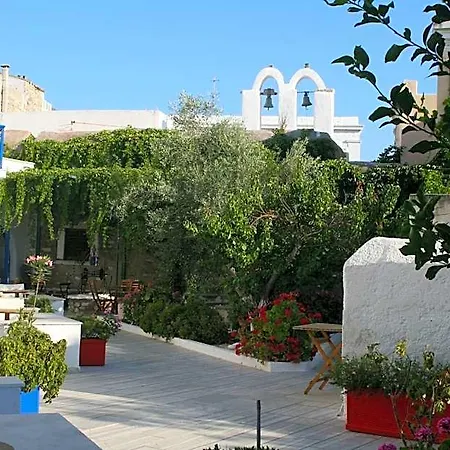 Captain Manolis Hotel
