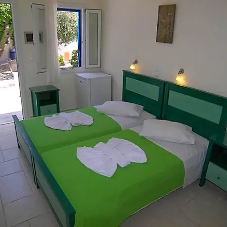 Captain Manolis Hotel